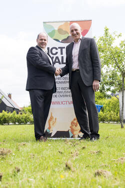 Nieuwe fase ICT Valley   Staand